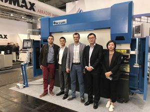 Accurl partoprenis la Hannover International Machine Tool Exhibition en Germanio en 2017