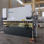piedo operaciita hidraŭlika folio metalo cnc premas bremso, specifa telero gazetara bremso