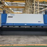 Varma venda metala folio hidraŭlika maŝino (QC11Y-16X3200)